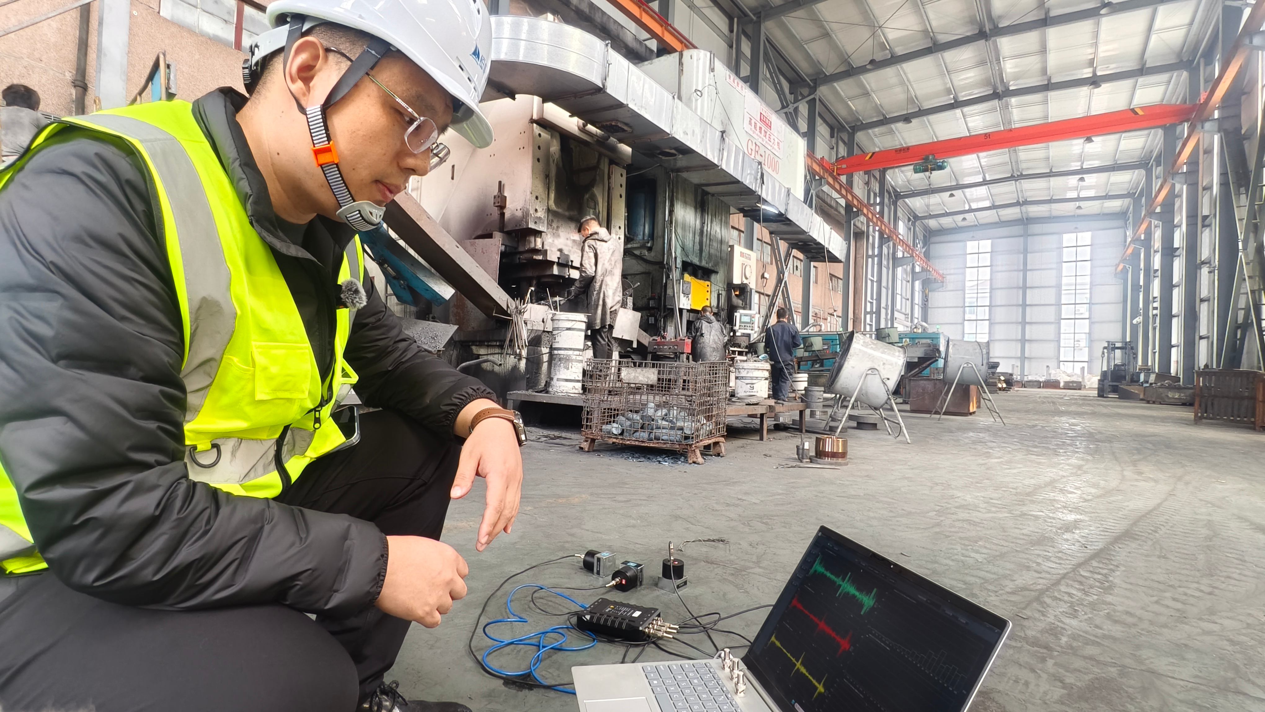 青岛压力机隔振项目