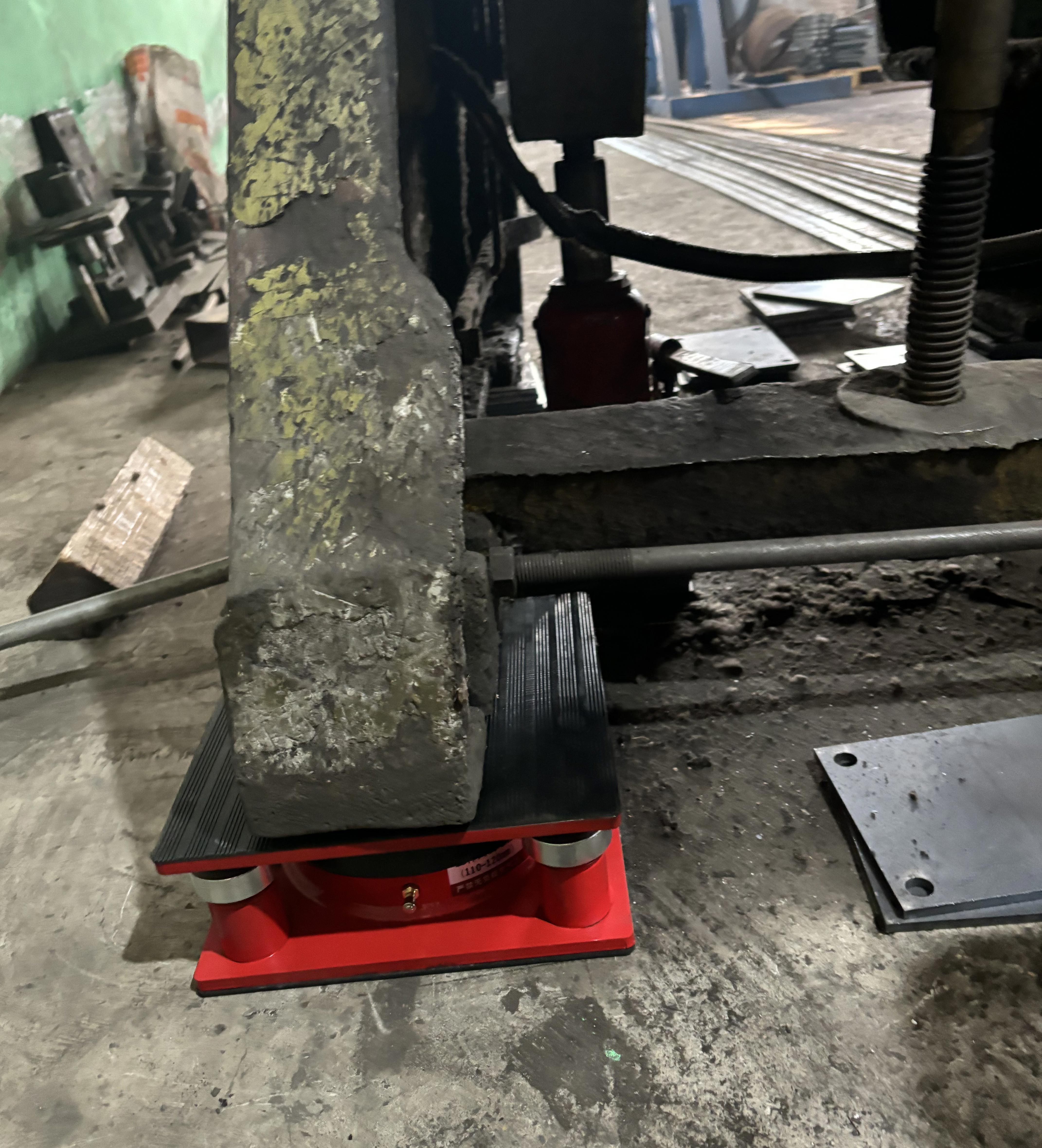 HFD-B型空气液压减振器